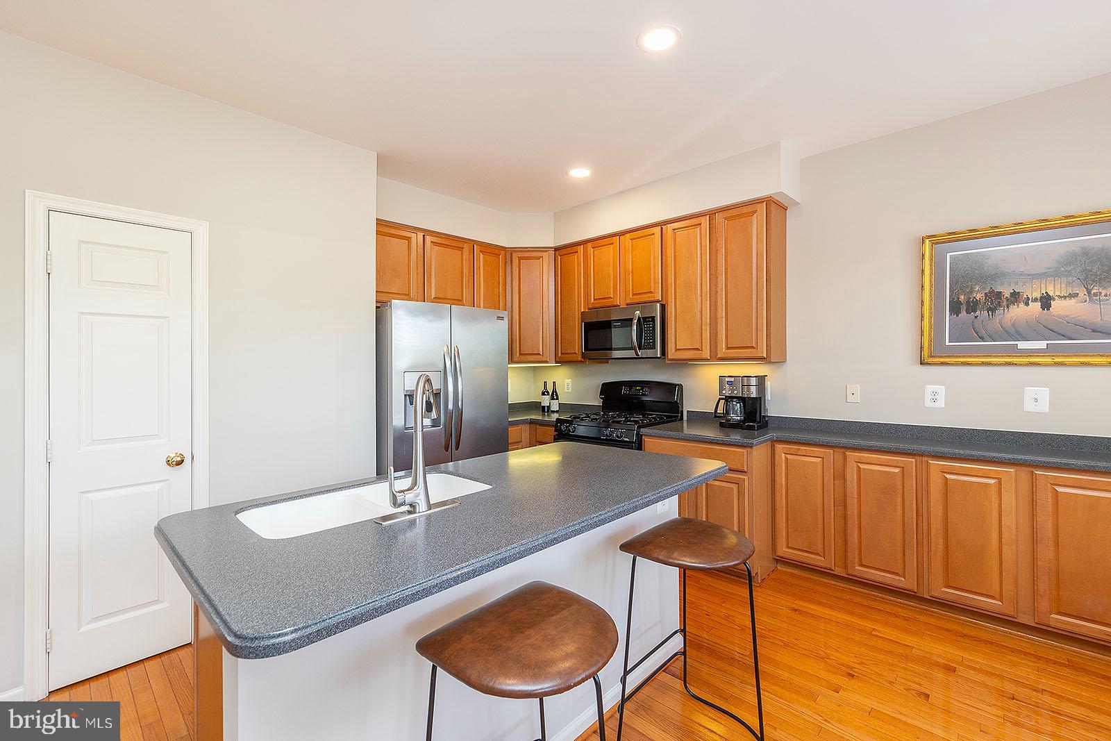 192 Spencer TERRACE SE