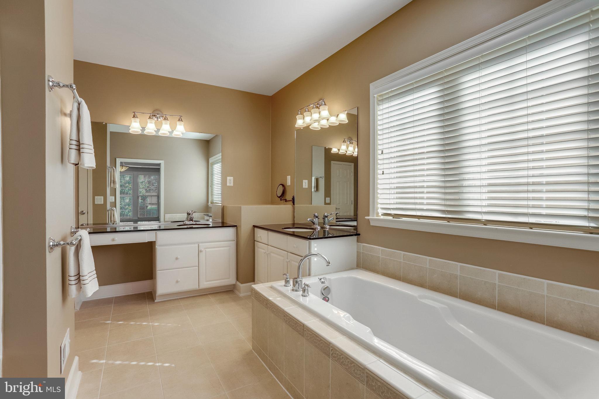 44453 Blueridge Meadows DRIVE