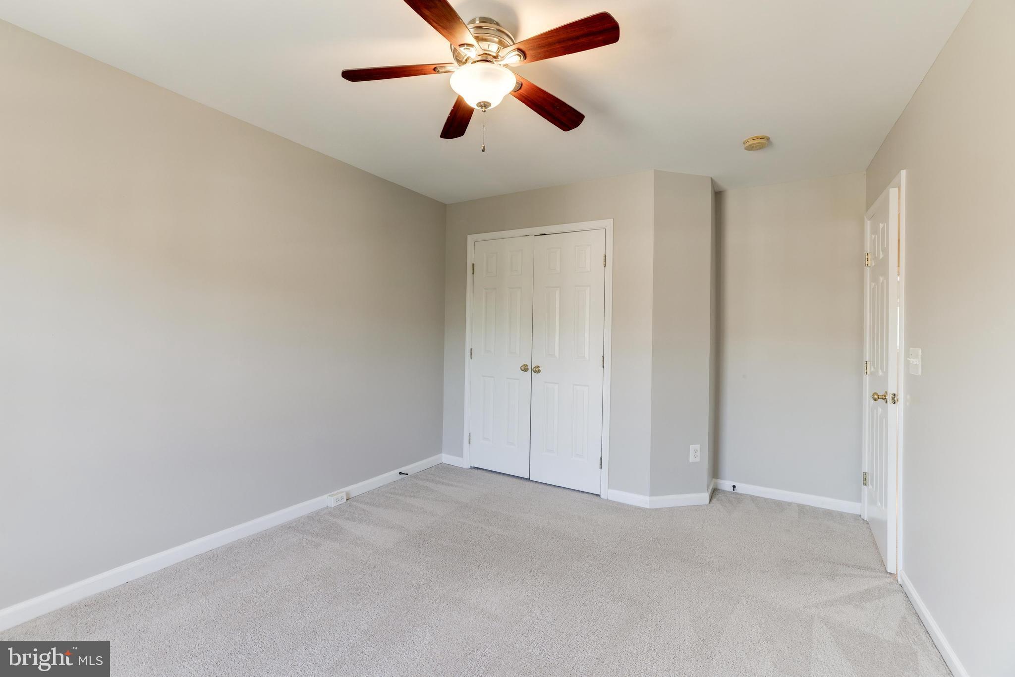 22106 Chelsy Paige SQUARE