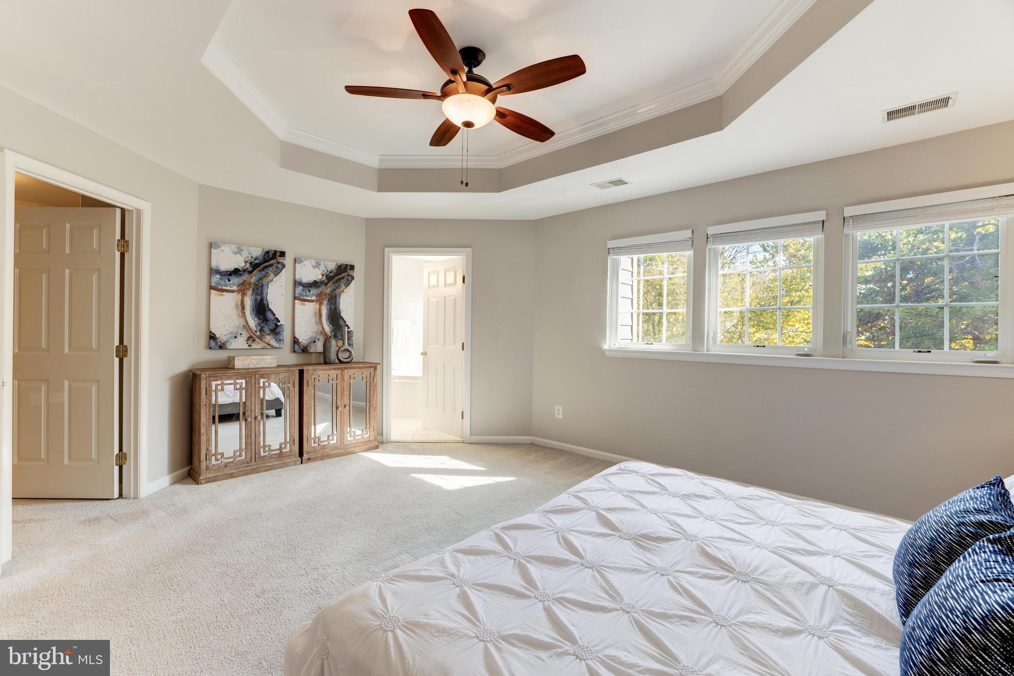 22106 Chelsy Paige SQUARE