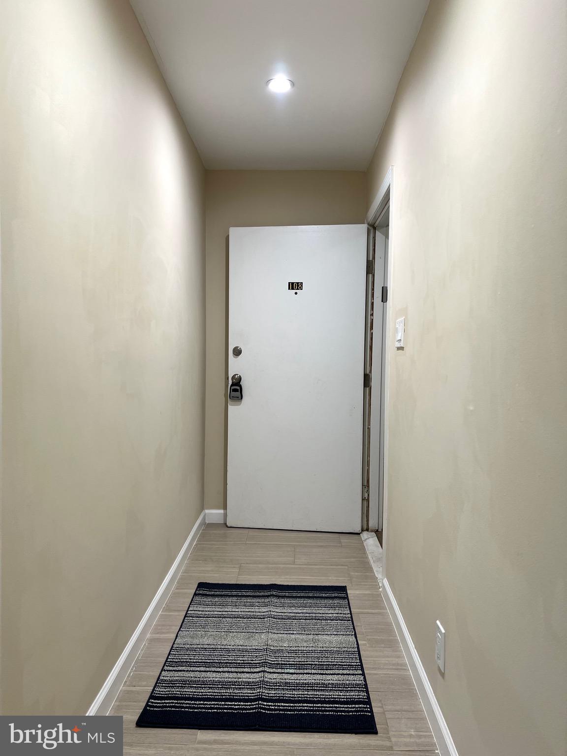 108 N Baylor DRIVE