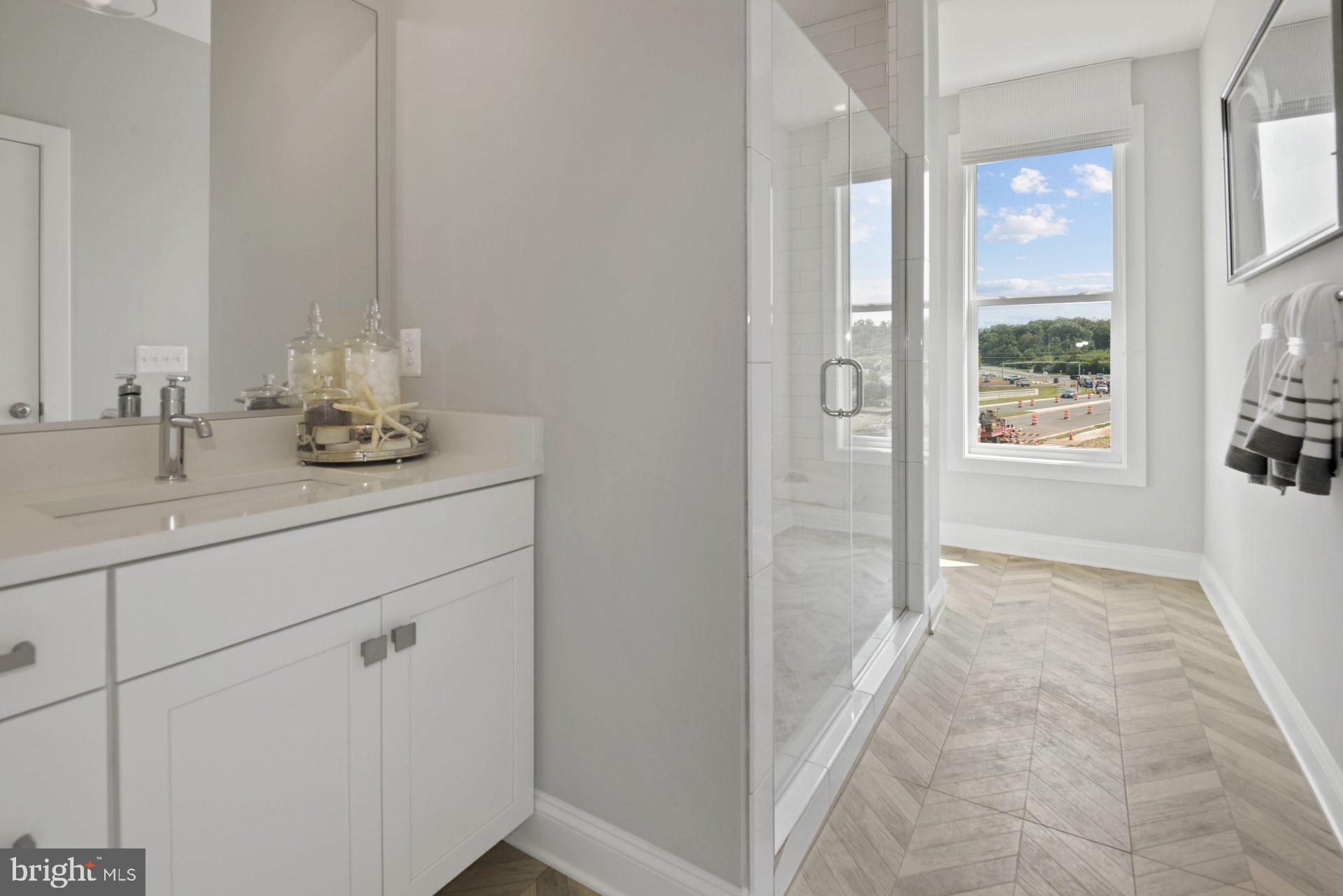 1632 Field Sparrow TERRACE NE