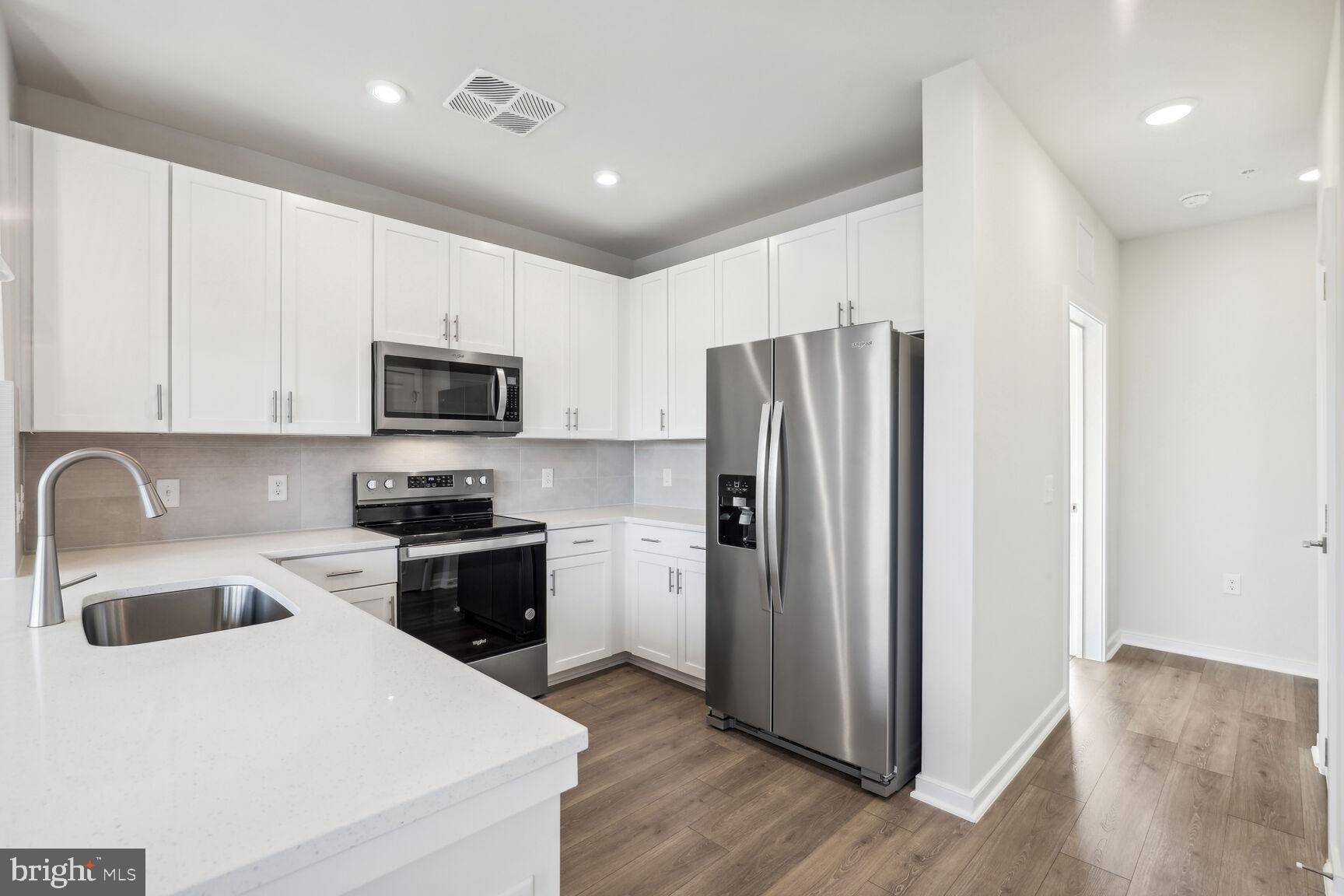 700 Mount Airy TERRACE NE Unit: 307
