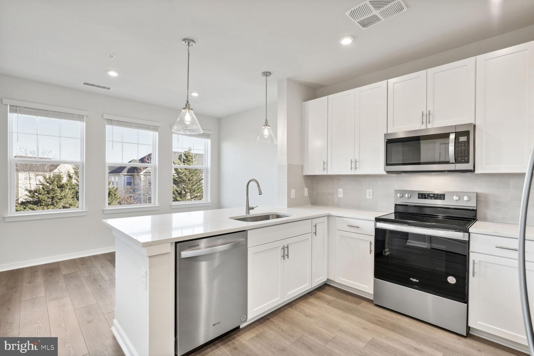 700 Mount Airy TERRACE NE Unit: 307