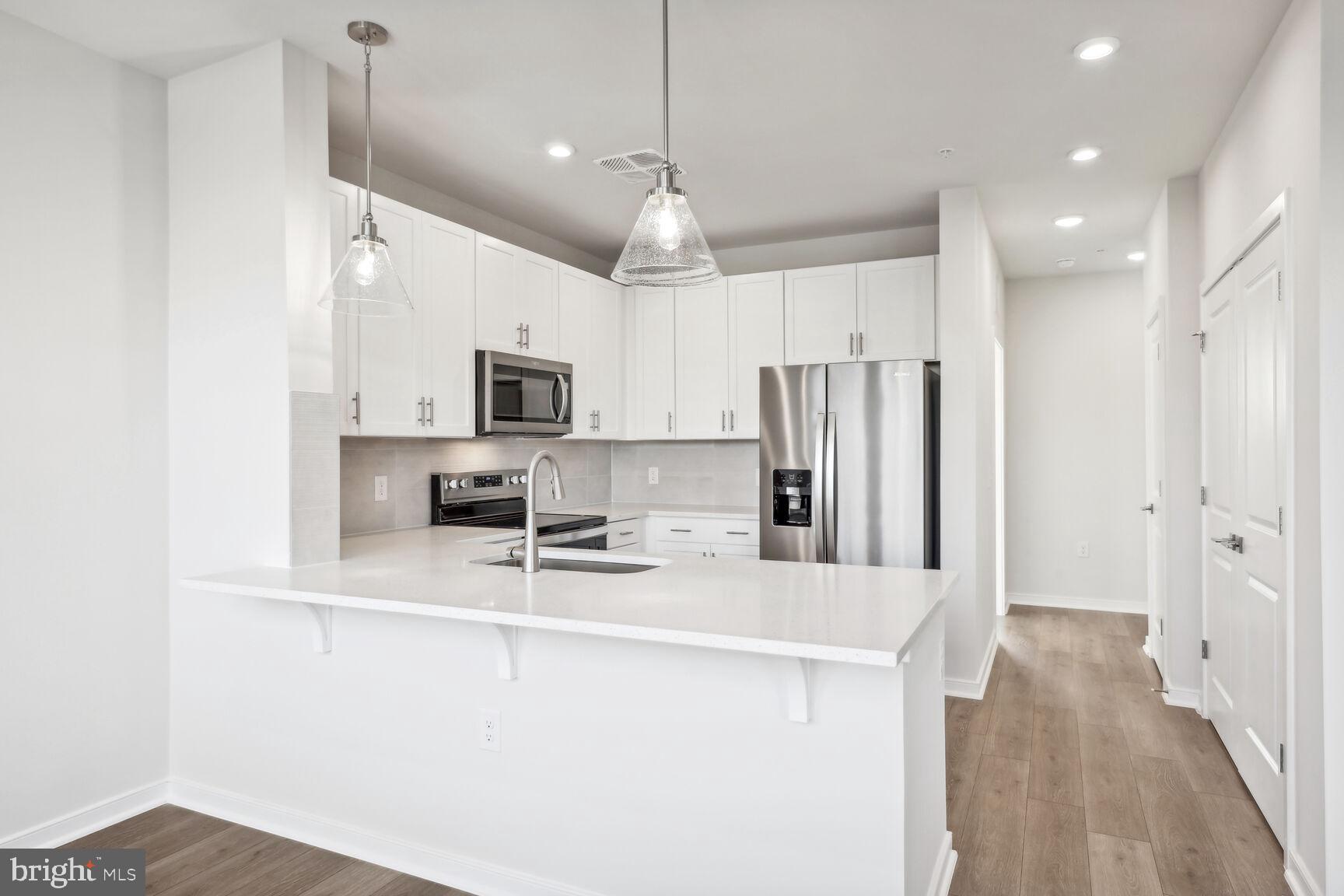 700 Mount Airy TERRACE NE Unit: 307