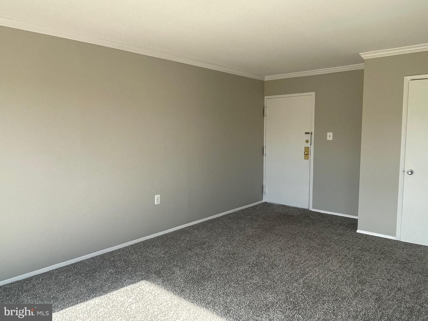 125 Clubhouse DRIVE SW Unit: 9
