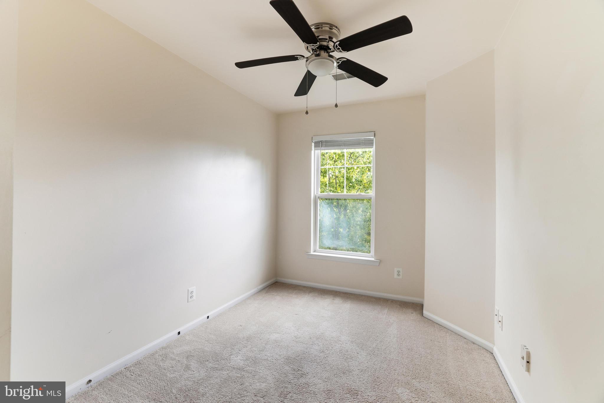 43091 Autumnwood SQUARE