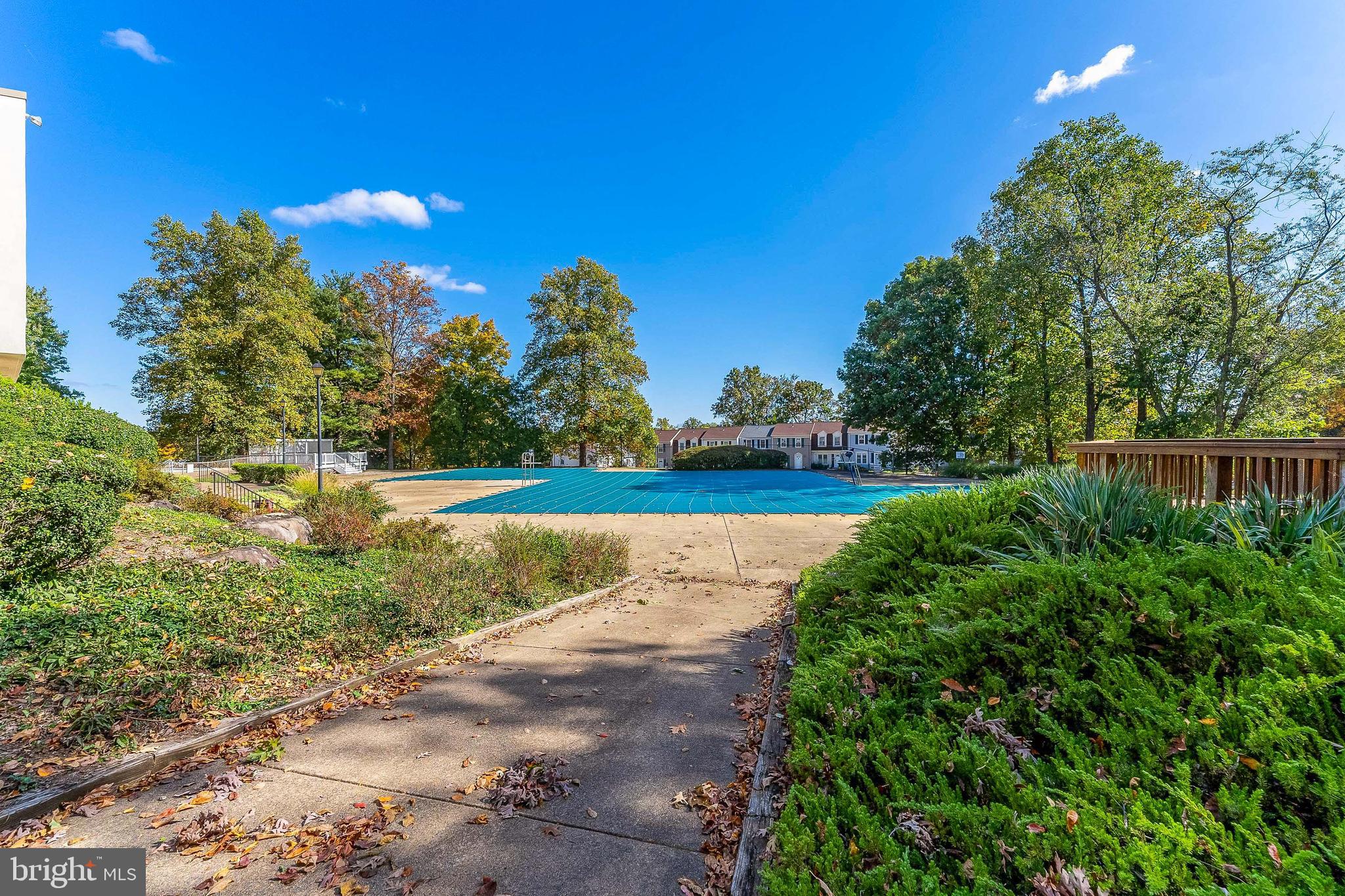 1042 Warwick COURT Unit: 7