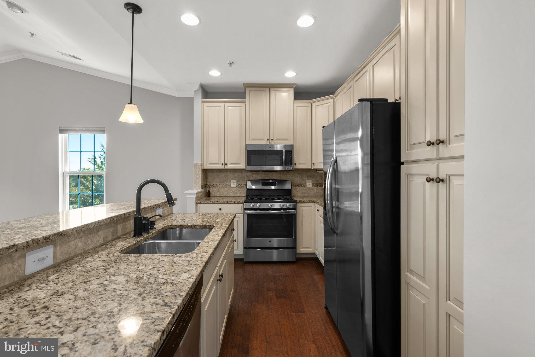 24684 Footed Ridge TERRACE