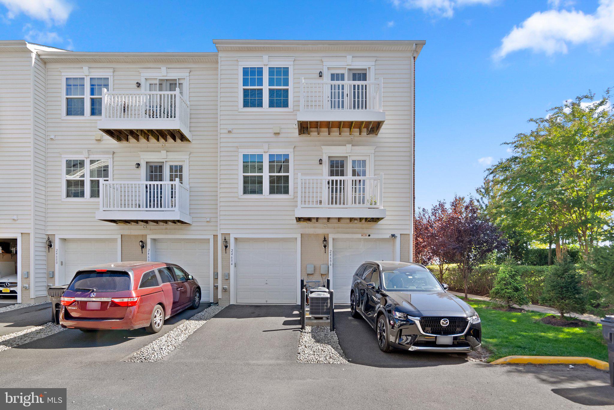 24684 Footed Ridge TERRACE