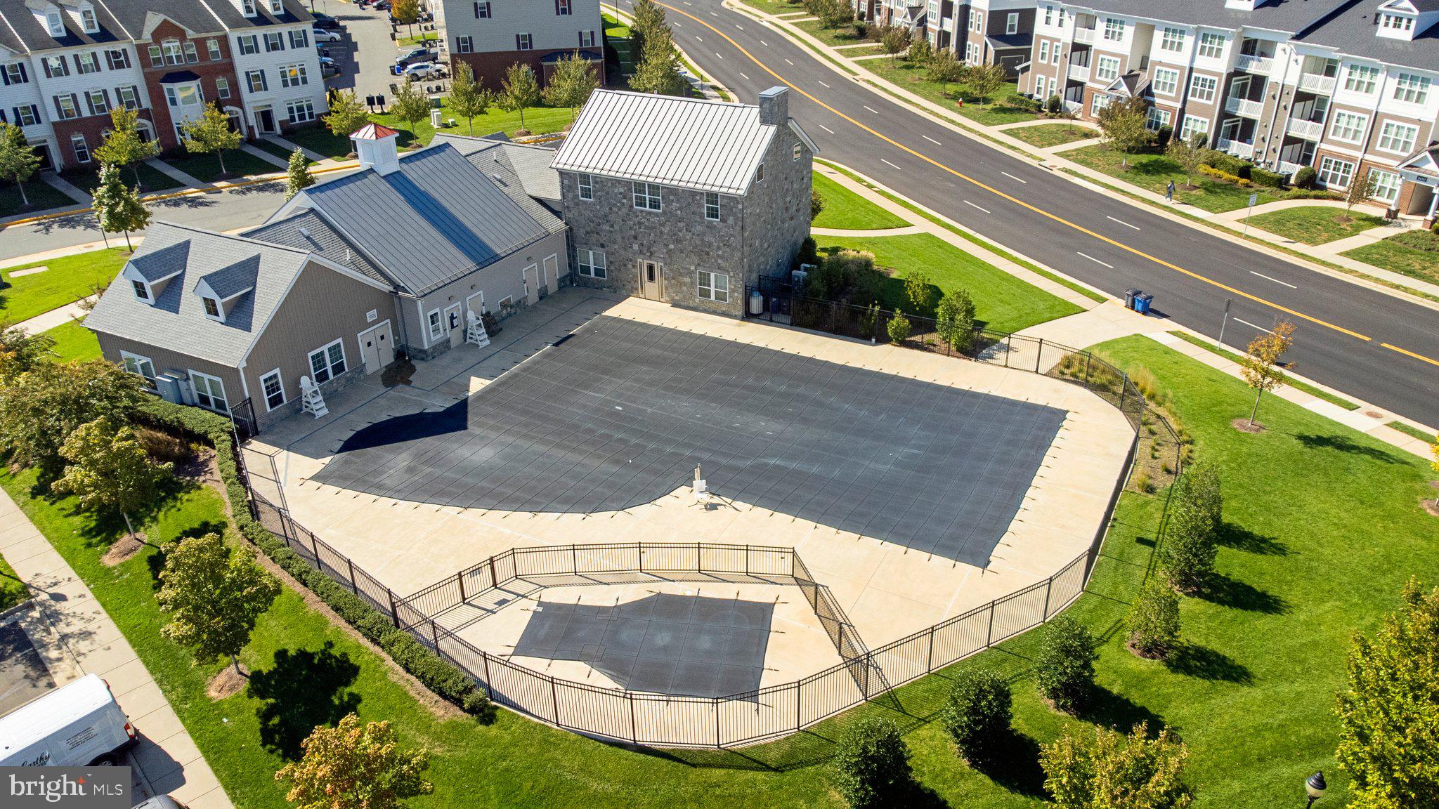 24684 Footed Ridge TERRACE