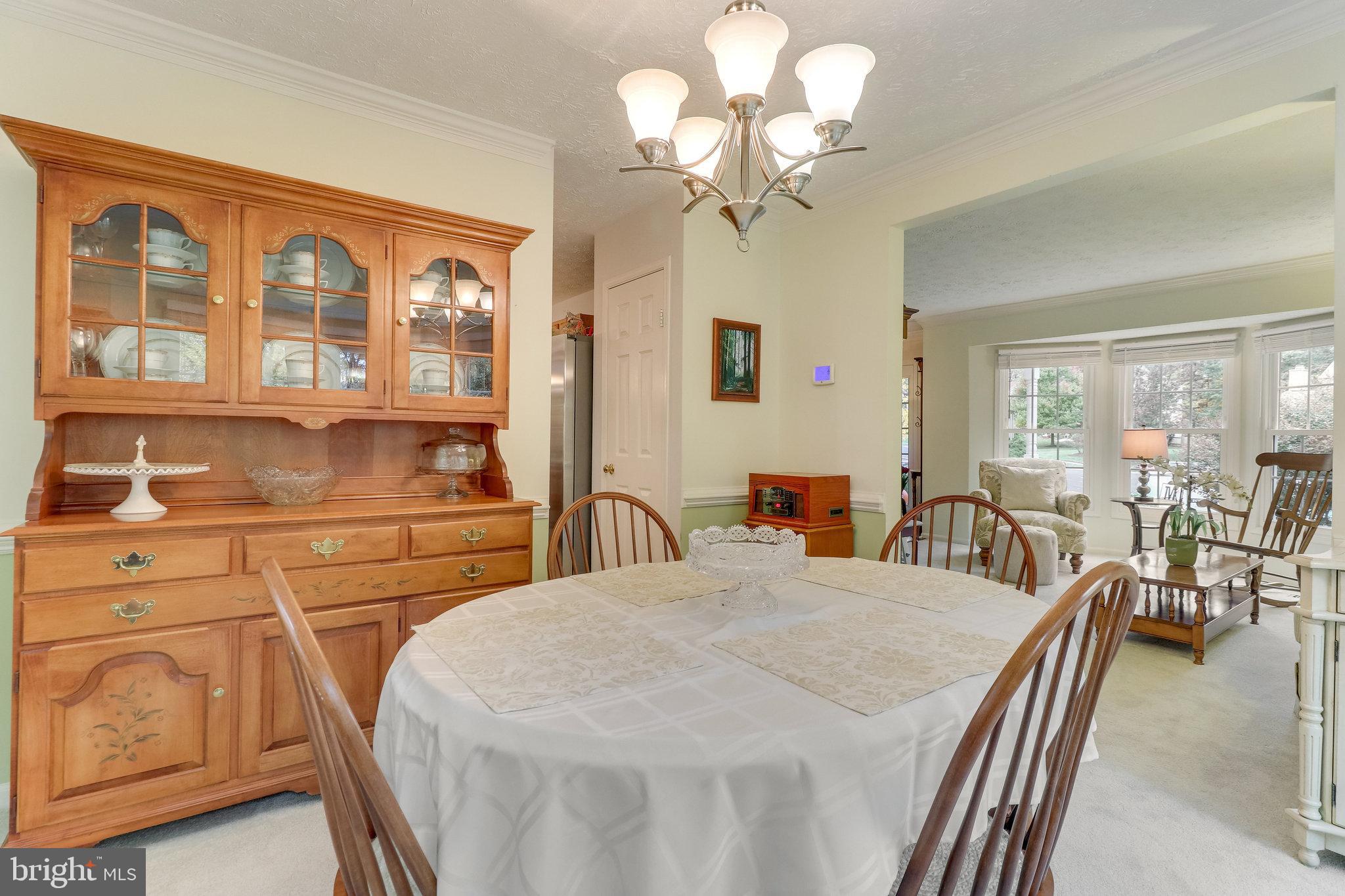 210 Pin Oak COURT