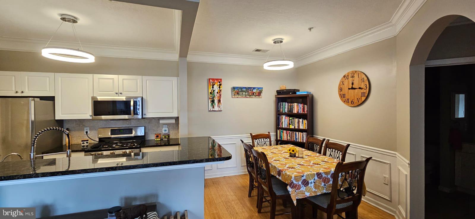 501 Sunset View TERRACE SE Unit: 307