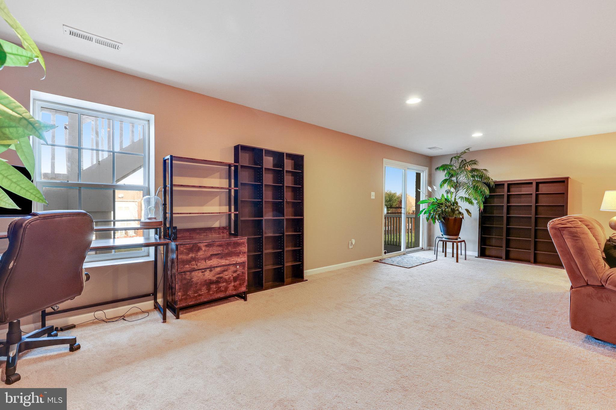 43122 Rocks WAY