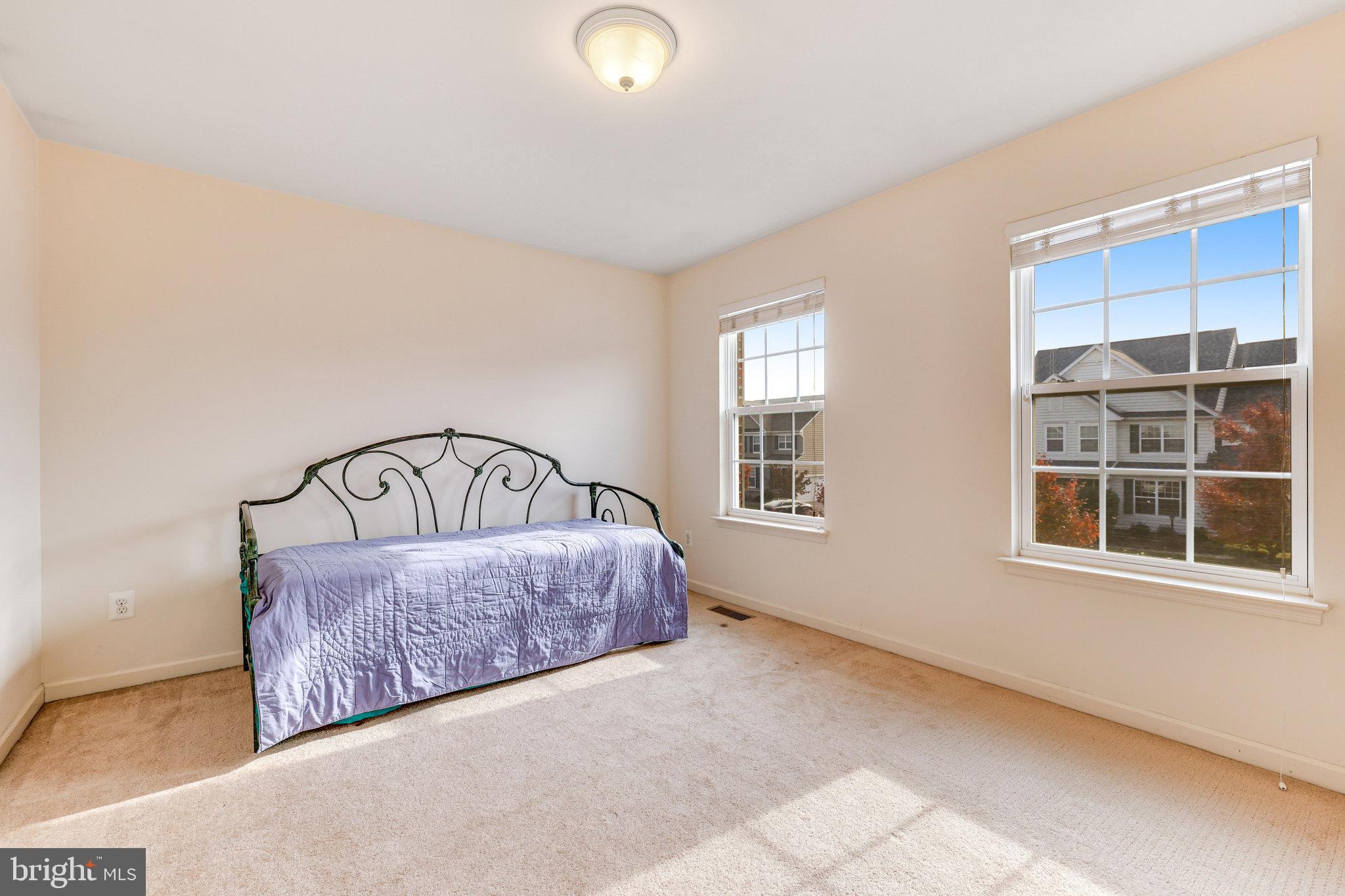 43122 Rocks WAY