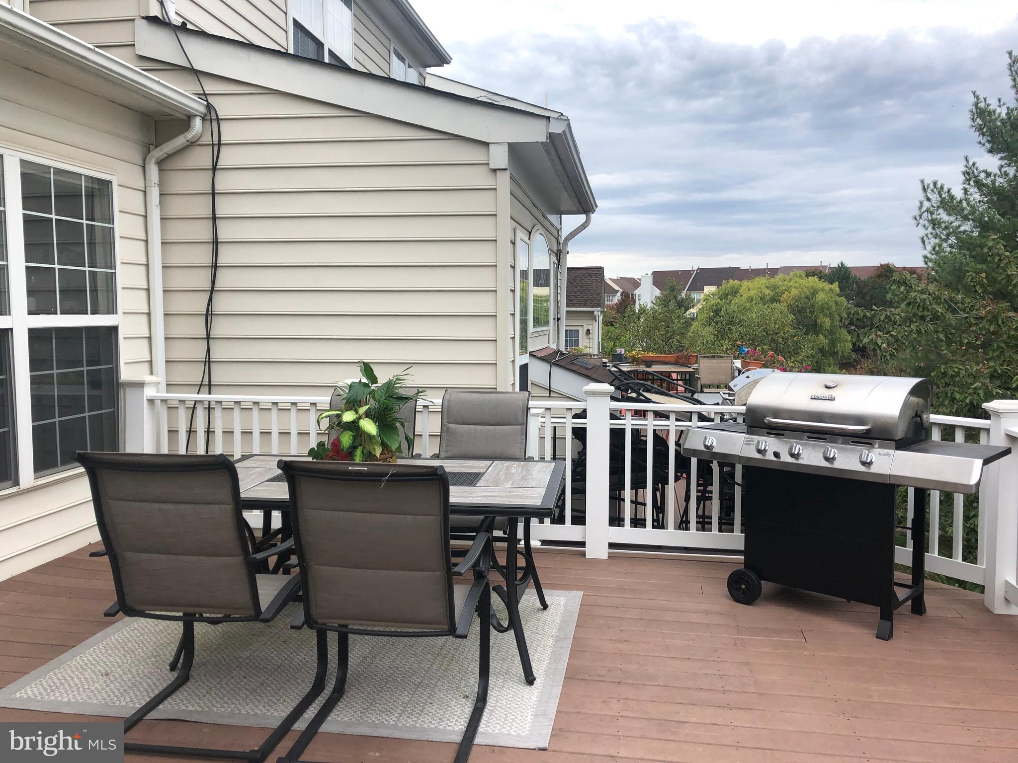 21266 Victorias Cross TERRACE