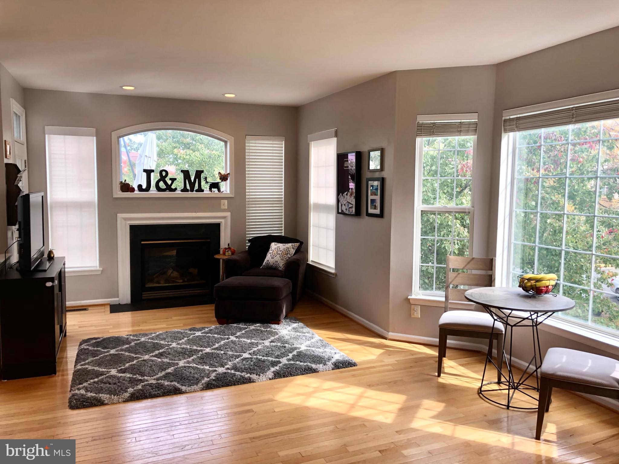 21266 Victorias Cross TERRACE