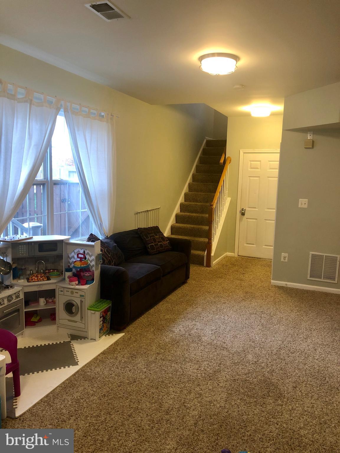 21266 Victorias Cross TERRACE