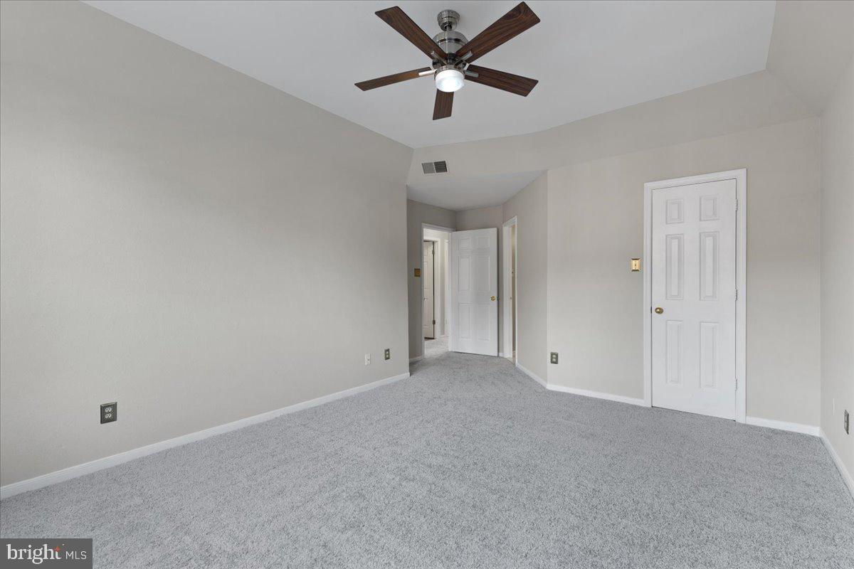 672 Gateway DRIVE SE Unit: 606