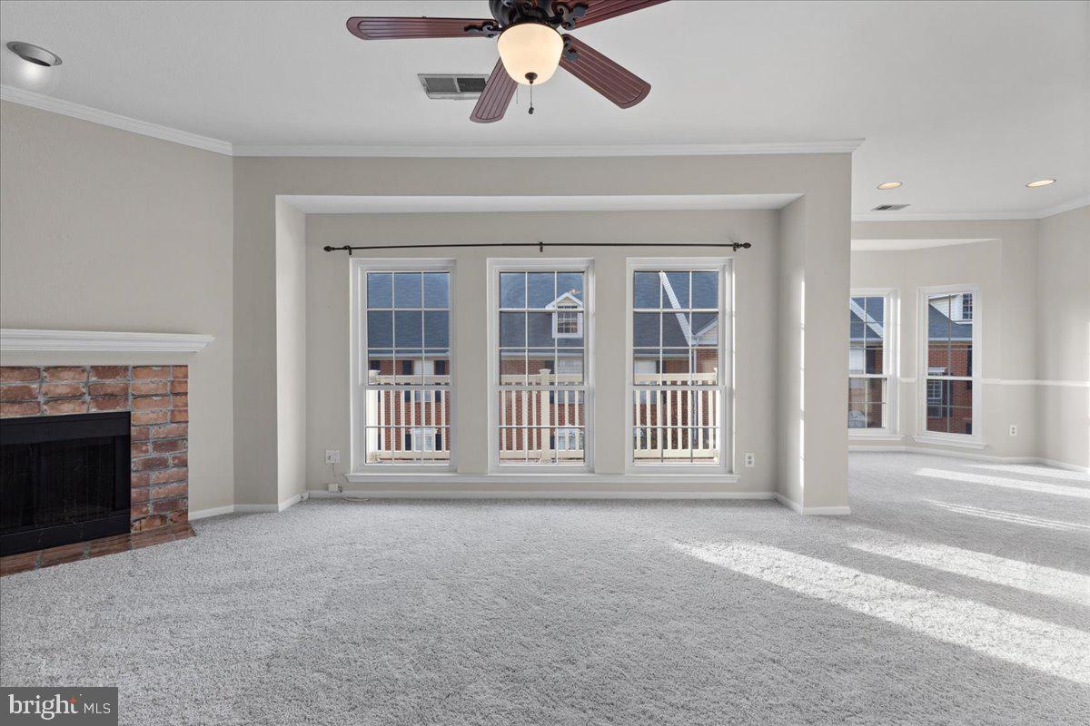 672 Gateway DRIVE SE Unit: 606