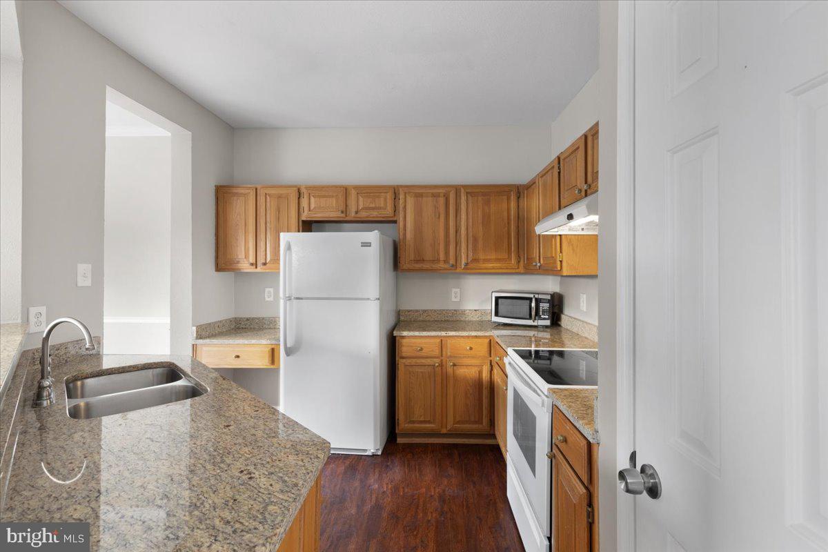 672 Gateway DRIVE SE Unit: 606