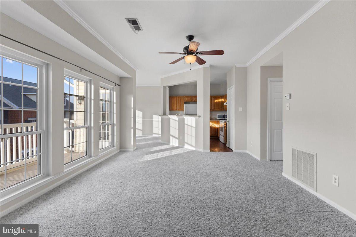 672 Gateway DRIVE SE Unit: 606