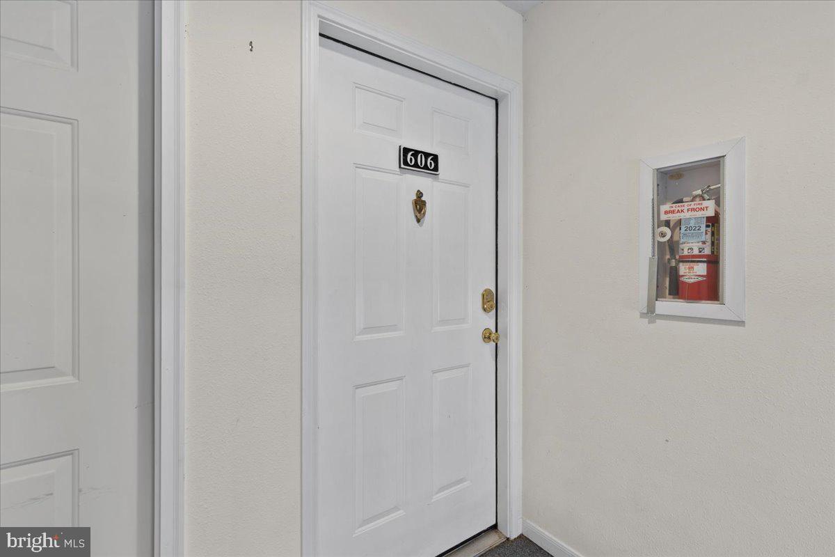 672 Gateway DRIVE SE Unit: 606