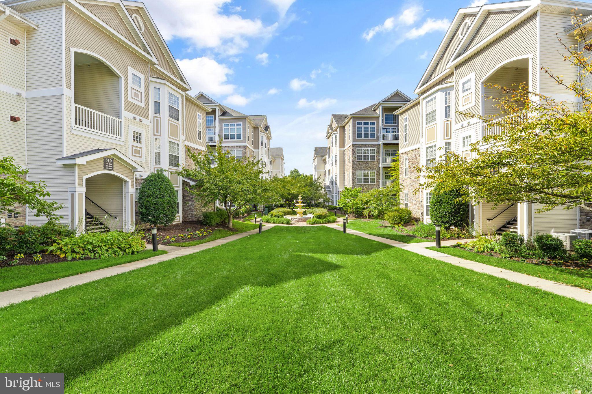 502 Sunset View TERRACE SE Unit: 407