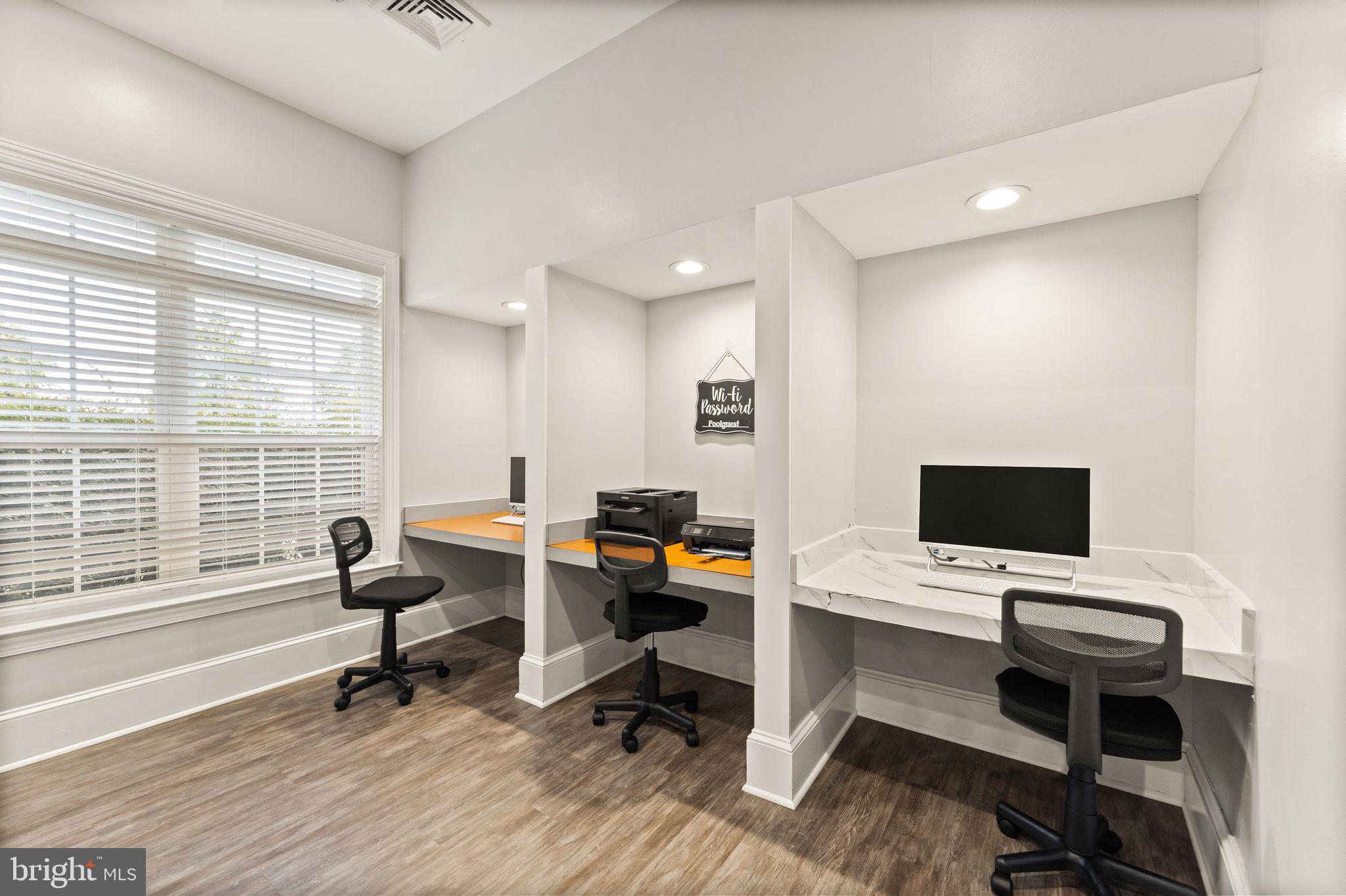 502 Sunset View TERRACE SE Unit: 407