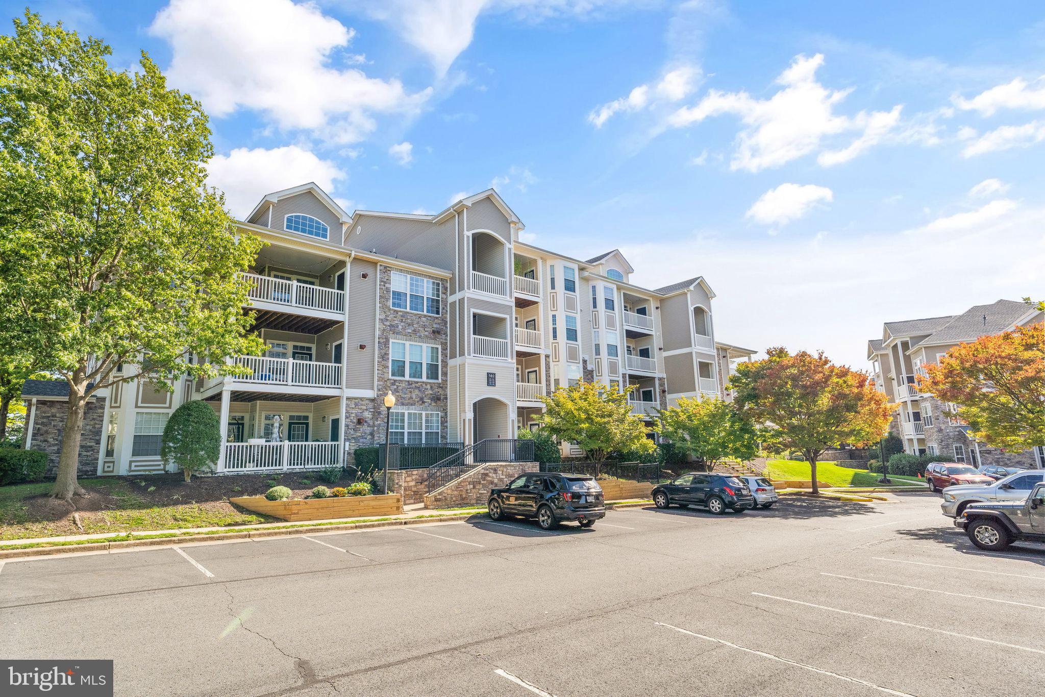502 Sunset View TERRACE SE Unit: 407