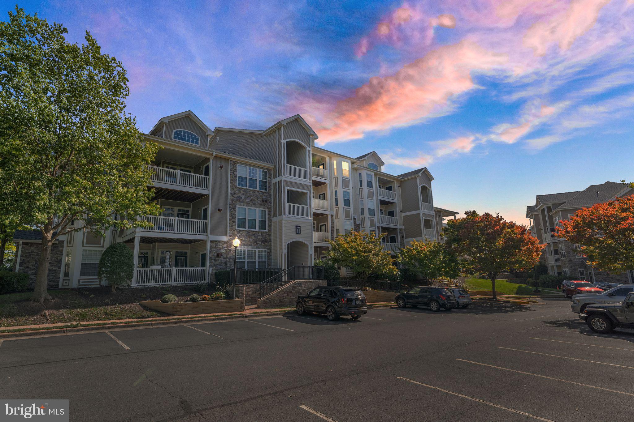 502 Sunset View TERRACE SE Unit: 407