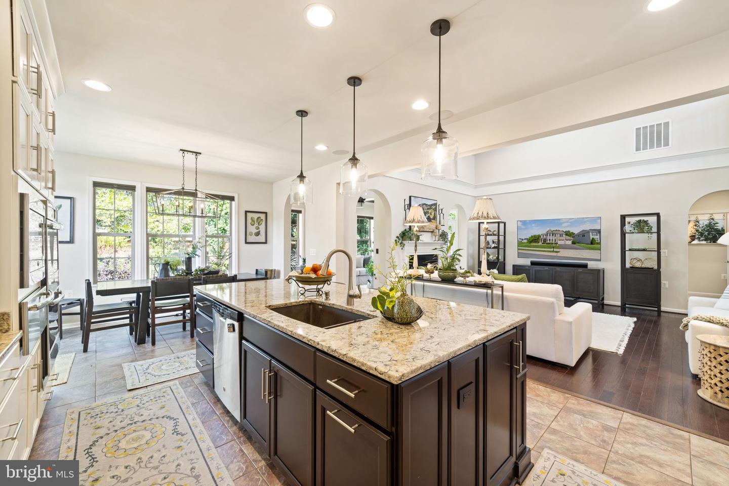 17256 Creekside Green PLACE