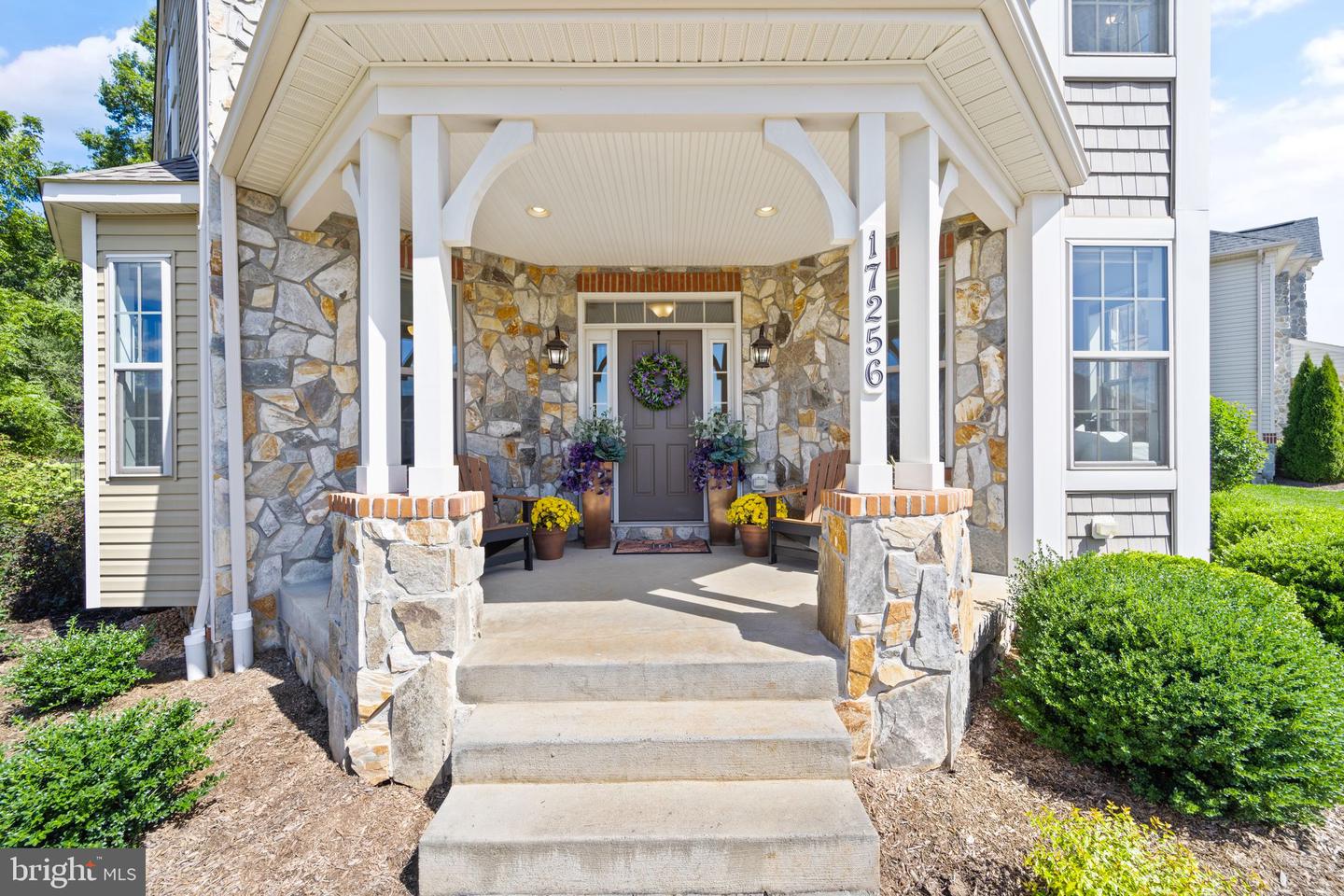17256 Creekside Green PLACE