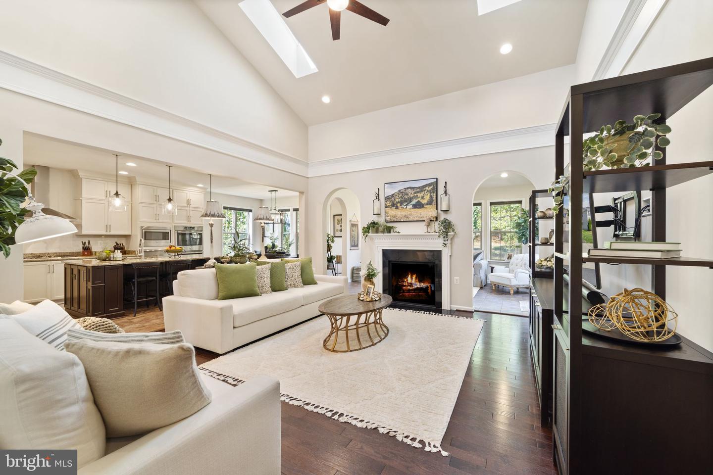 17256 Creekside Green PLACE