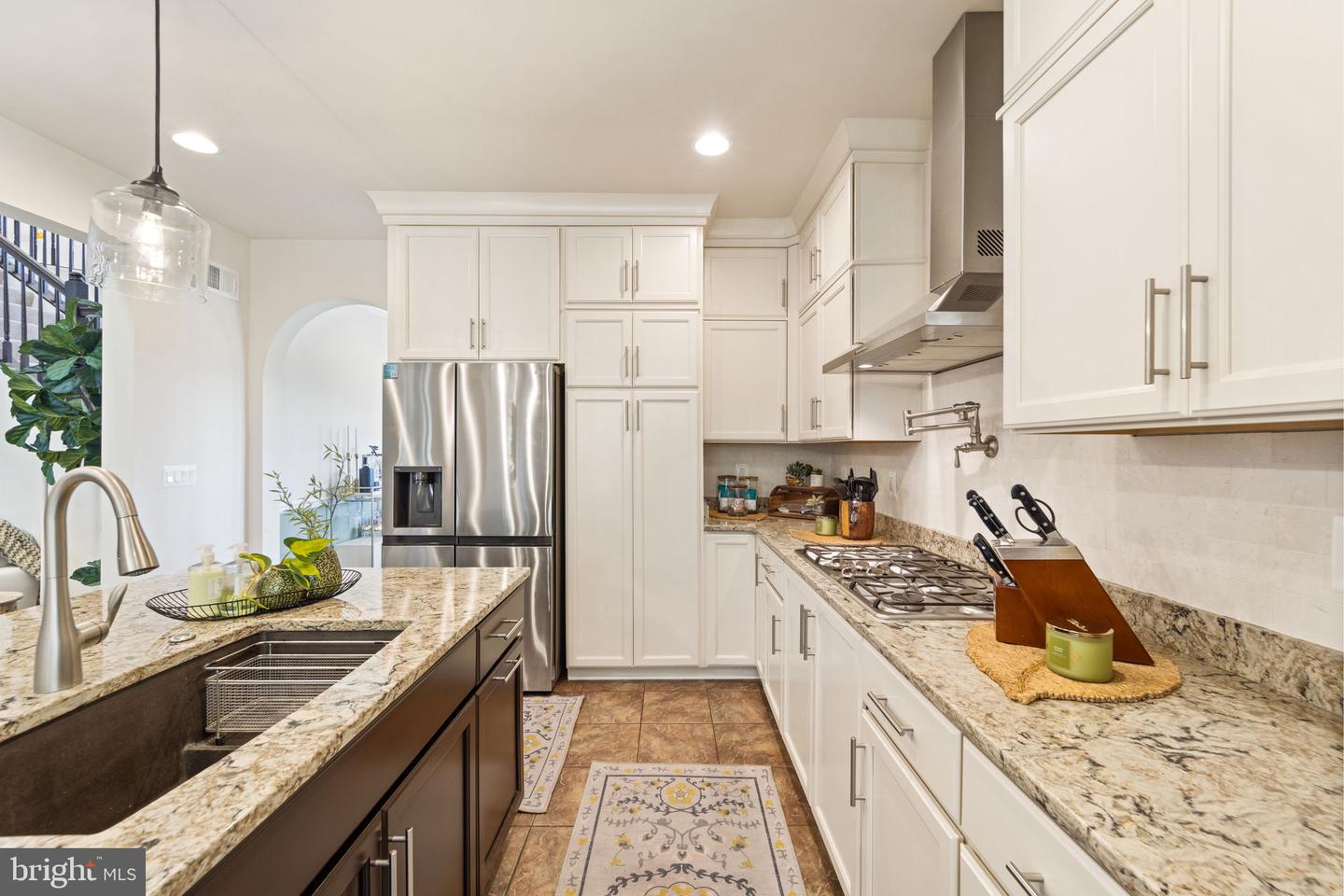 17256 Creekside Green PLACE