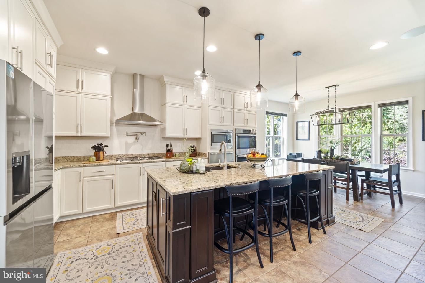 17256 Creekside Green PLACE