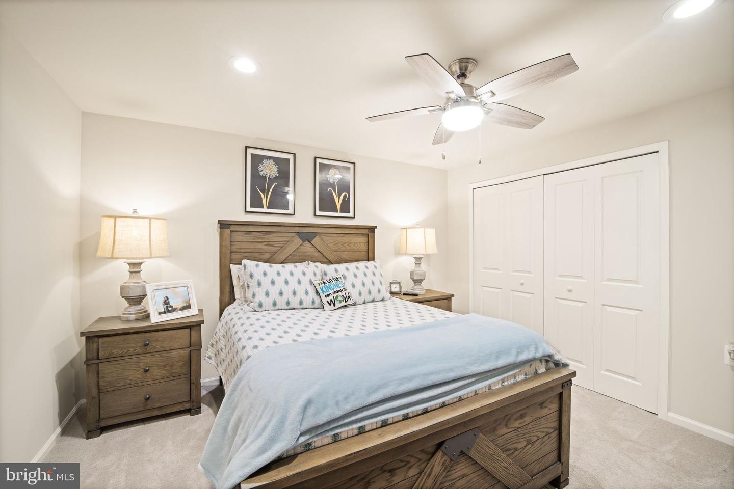 17256 Creekside Green PLACE