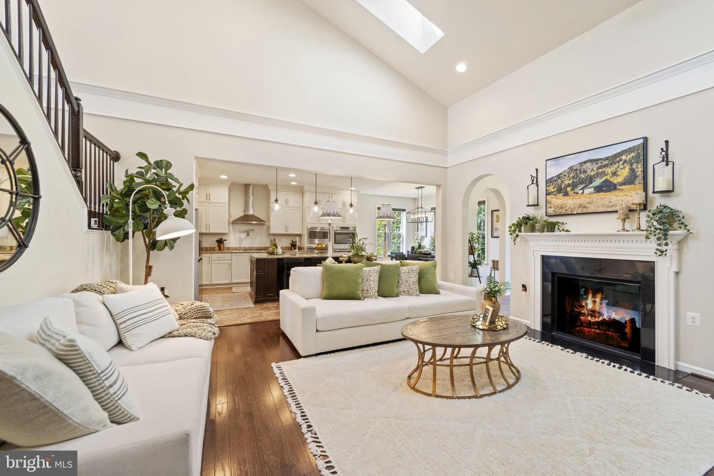 17256 Creekside Green PLACE