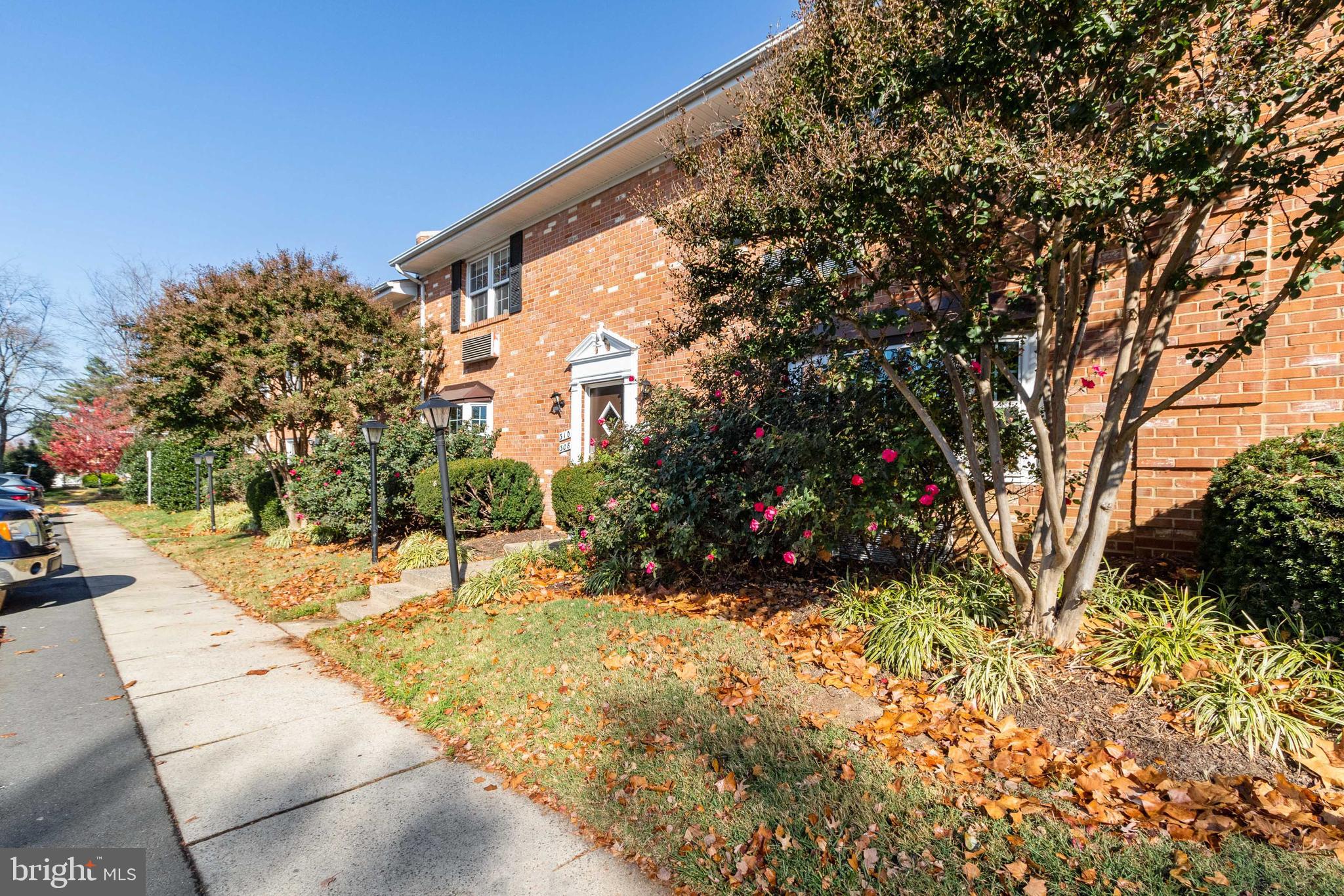 314 E Furman DRIVE