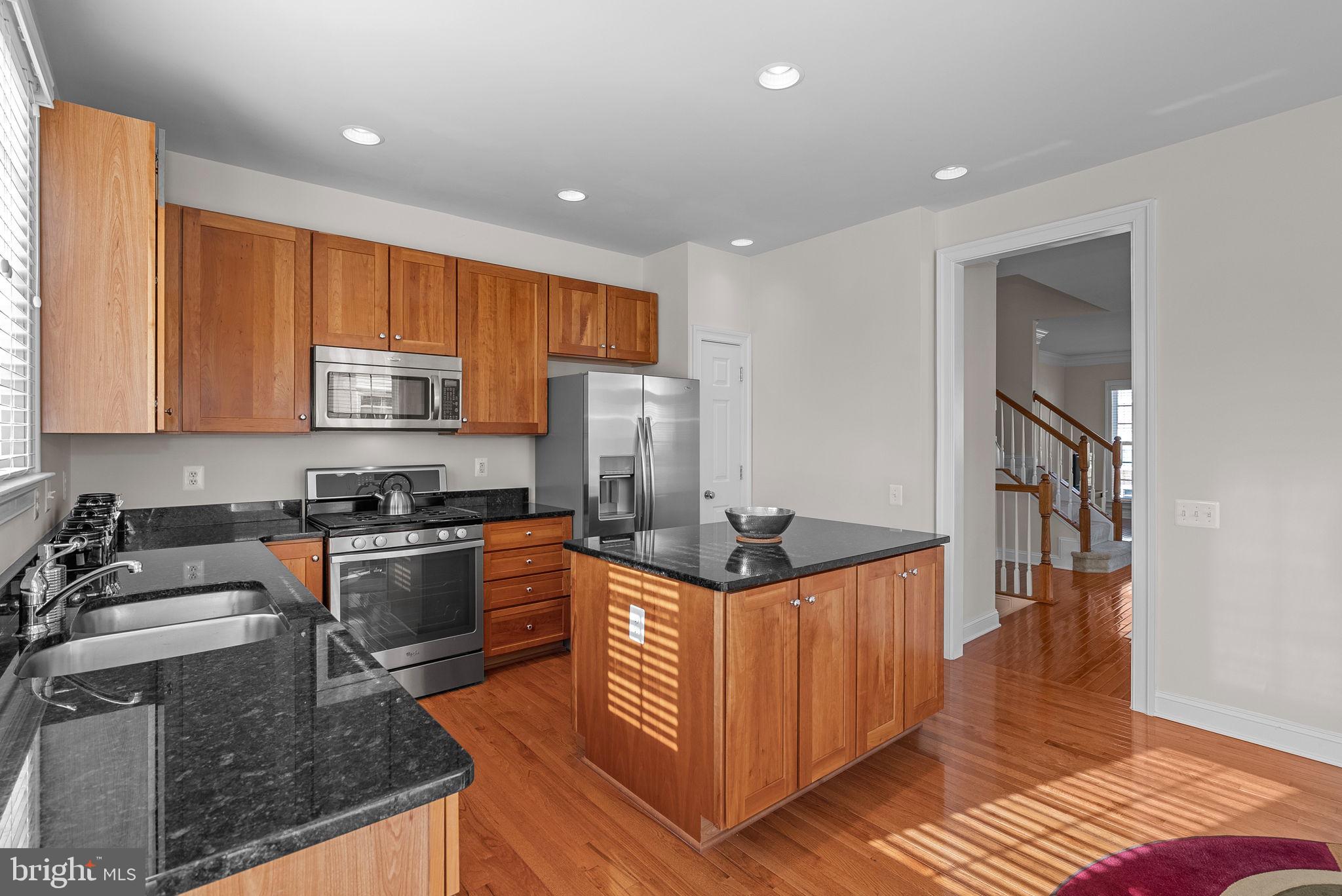335 Pink Azalea TERRACE SE