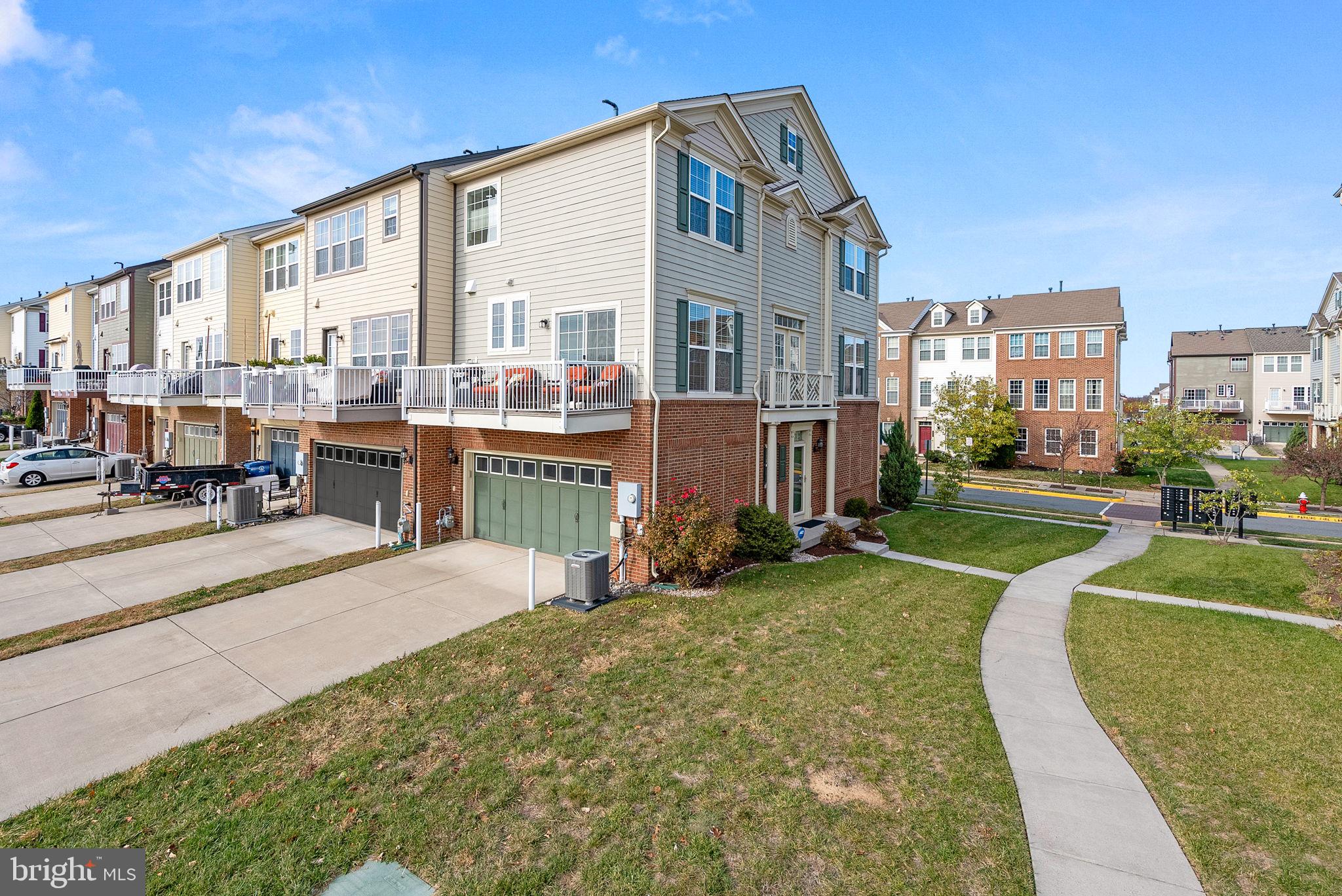 335 Pink Azalea TERRACE SE