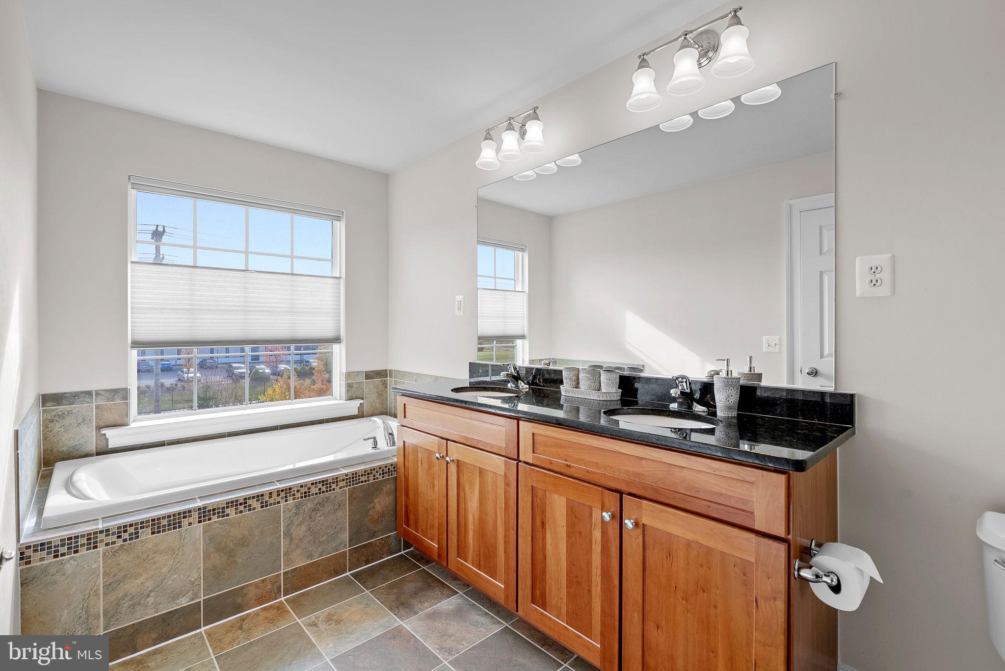 335 Pink Azalea TERRACE SE