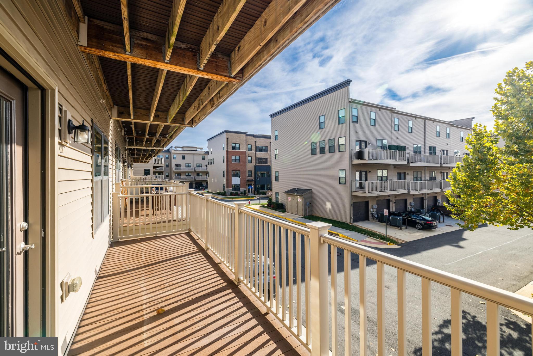 44752 Tiverton SQUARE