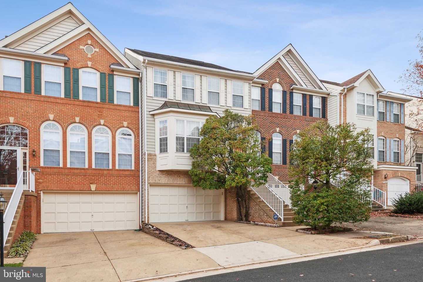 20613 Glenmere SQUARE