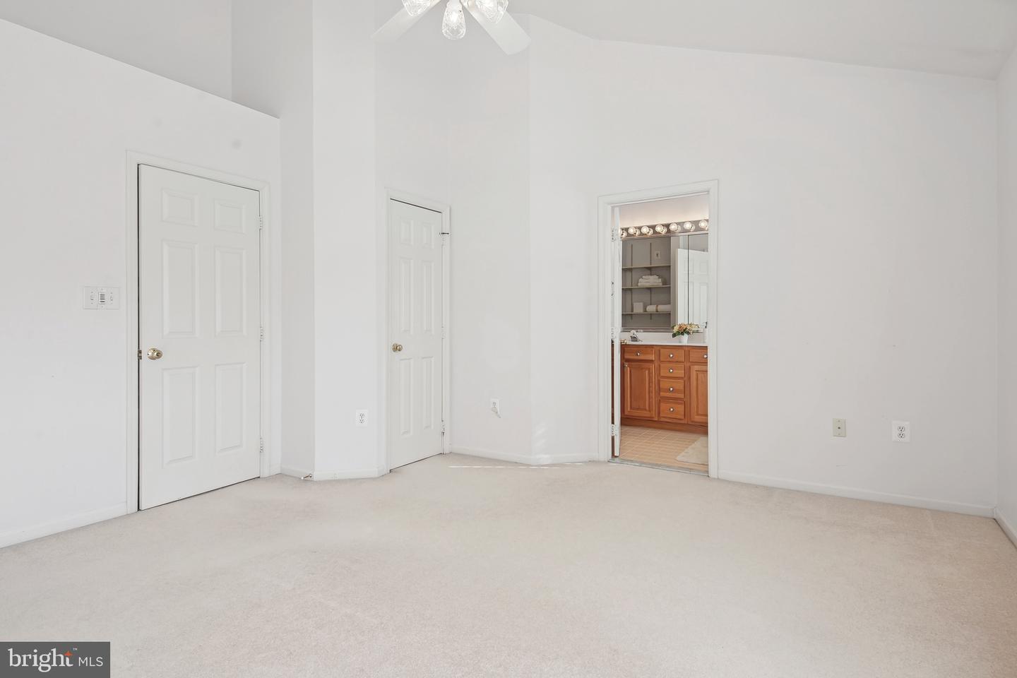 20613 Glenmere SQUARE