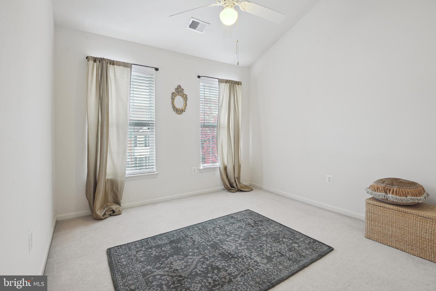 20613 Glenmere SQUARE