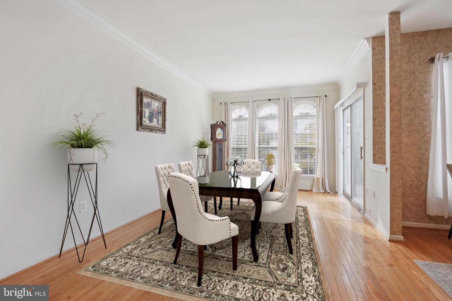 20613 Glenmere SQUARE