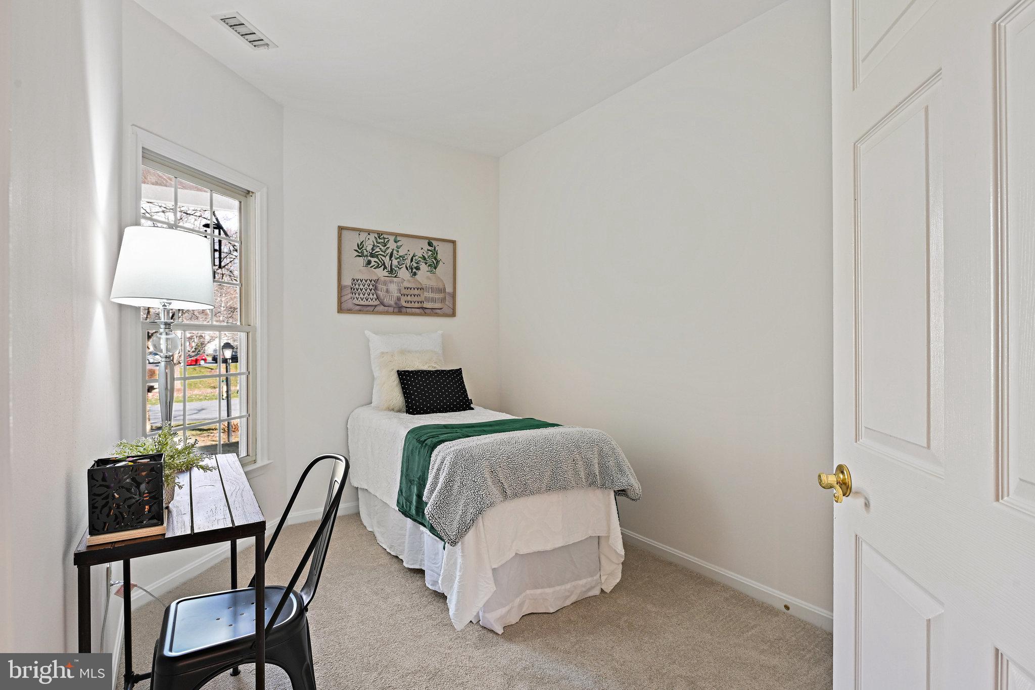 500 Wordsworth CIRCLE