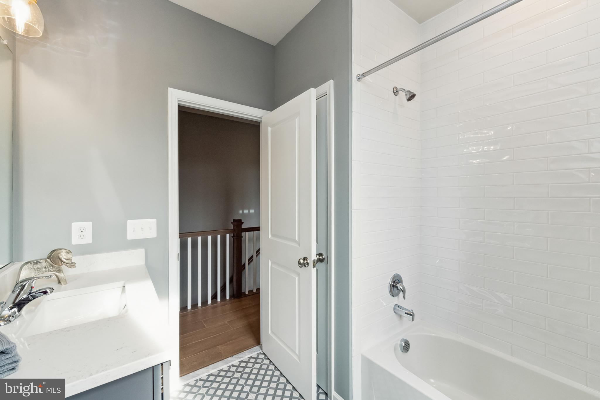 759 Mount Airy TERRACE