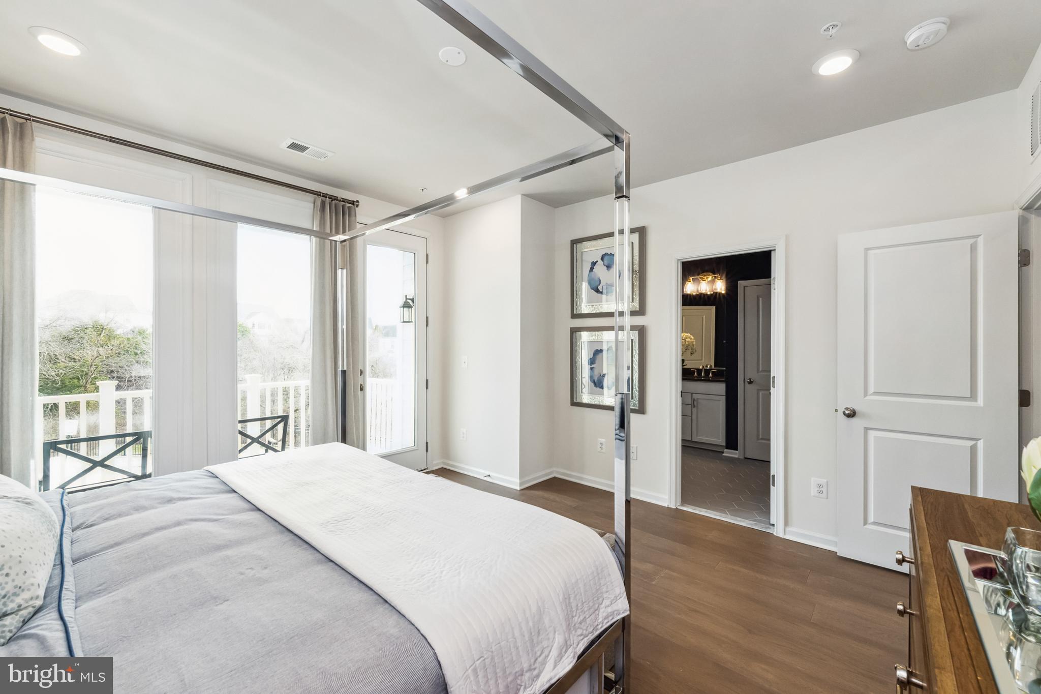 759 Mount Airy TERRACE